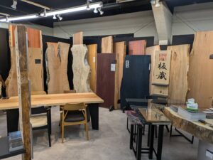 「大川夏の彩展2025」板蔵ファクトリーただいま出展中です!