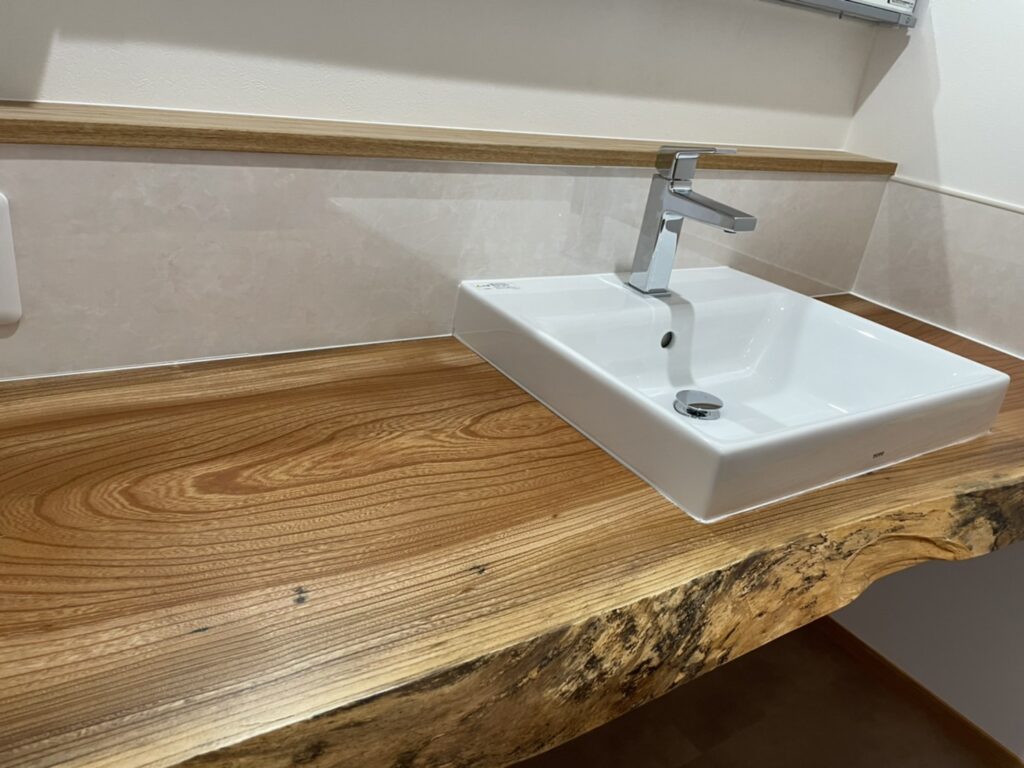 ケヤキ　洗面カウンター